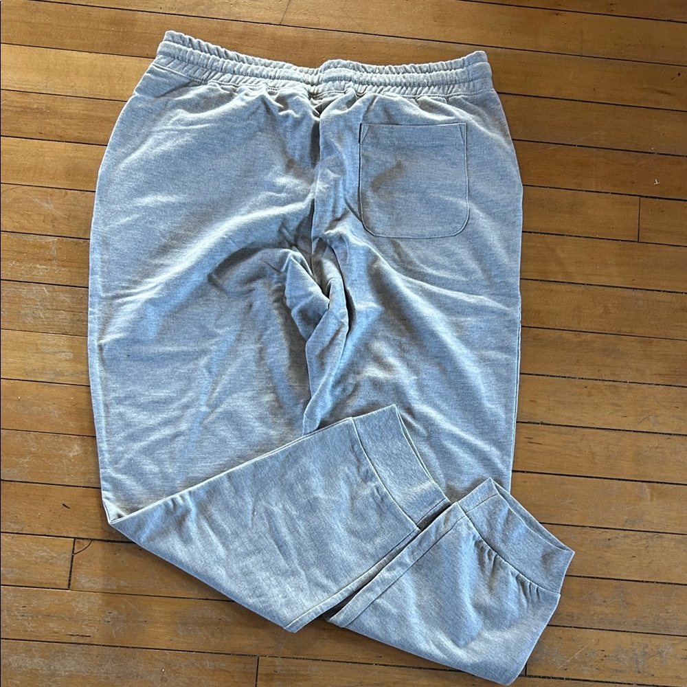 NWT teen boys heather grey Joggers - Picture 5 of 5